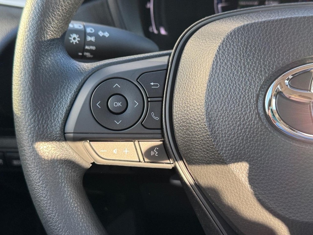 2026 Toyota Corolla LE photo 10