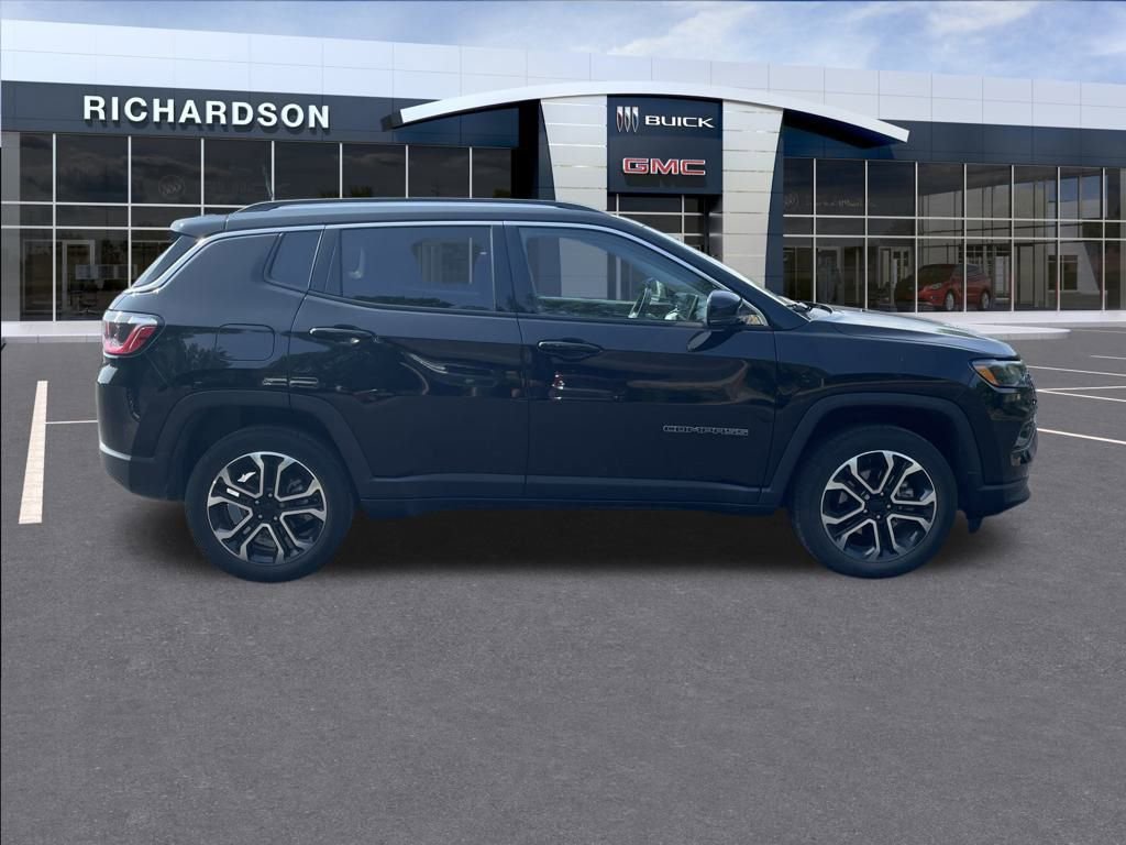 2022 Jeep Compass Limited photo 4