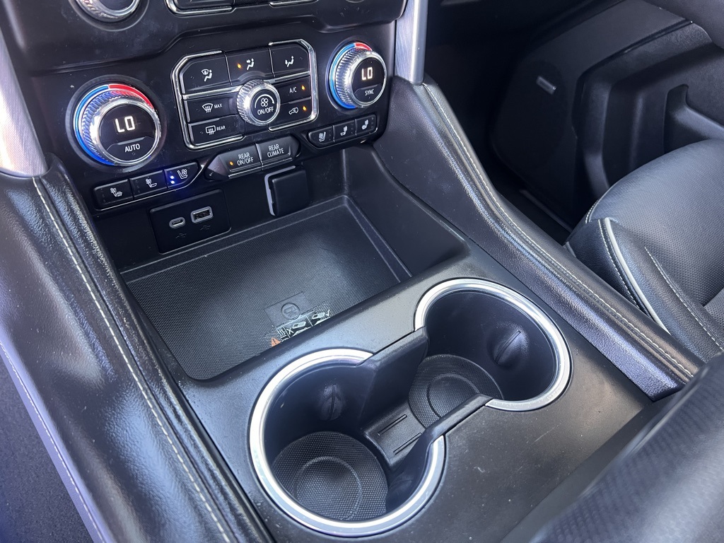 2022 Gmc Yukon XL SLT photo 26