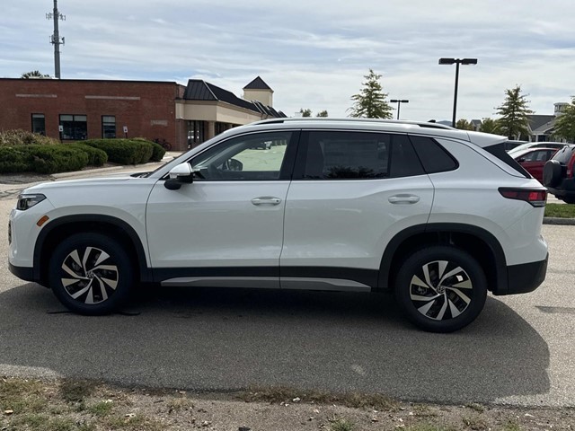 2025 Volkswagen Tiguan S photo 4