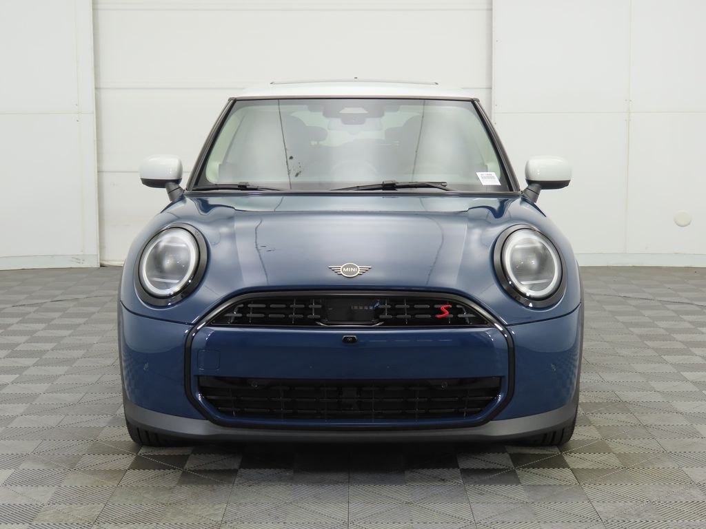 2026 Mini Cooper 2 Door Hardtop Iconic photo 2