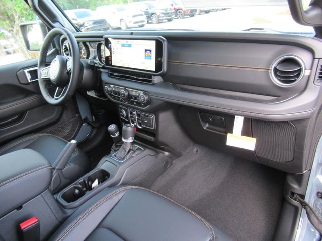 2025 Jeep Gladiator Sport photo 12