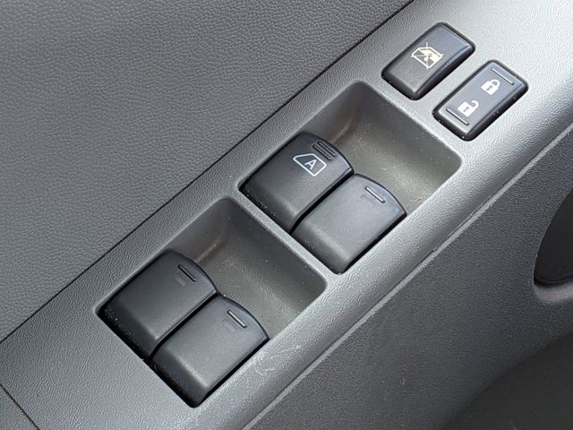 2018 Nissan Frontier SV photo 21