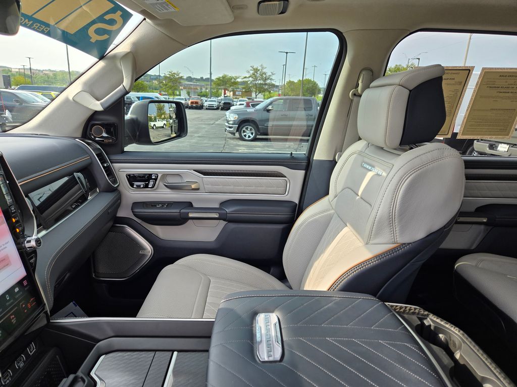 2025 Ram 1500 photo 24