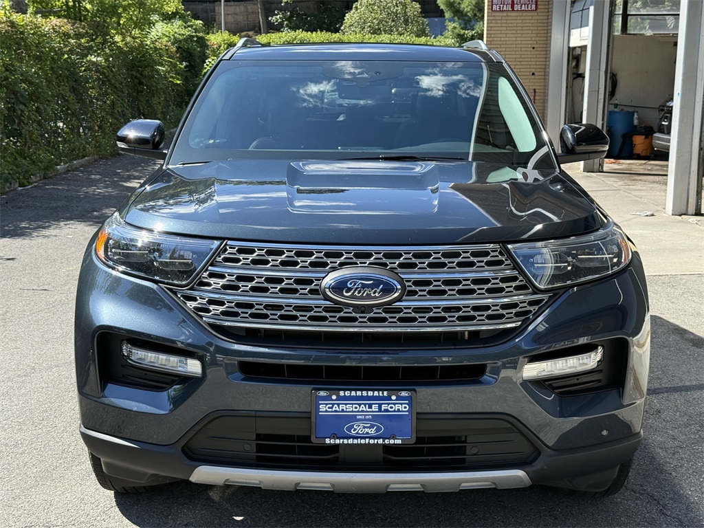 2022 Ford Explorer Limited photo 2