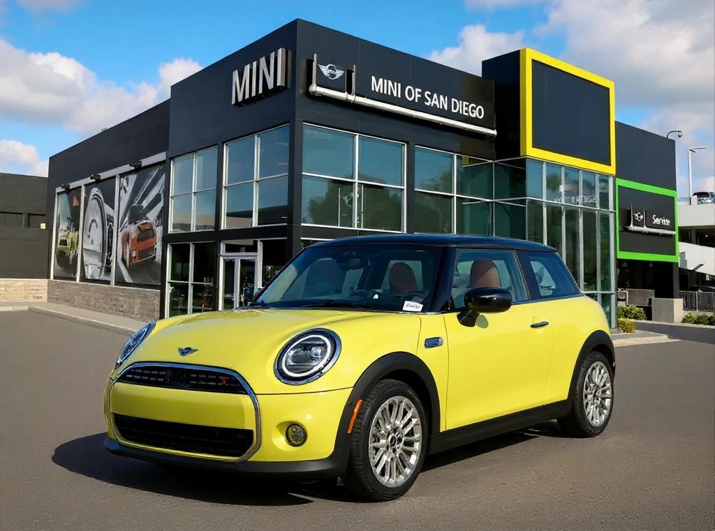 2026 MINI Hardtop 2 Door S's photo