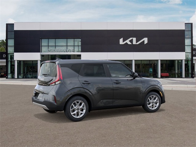 2025 Kia Soul LX S photo 3