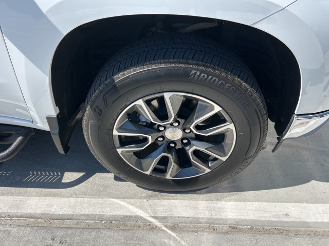 2023 Chevrolet Silverado 1500 LT photo 4