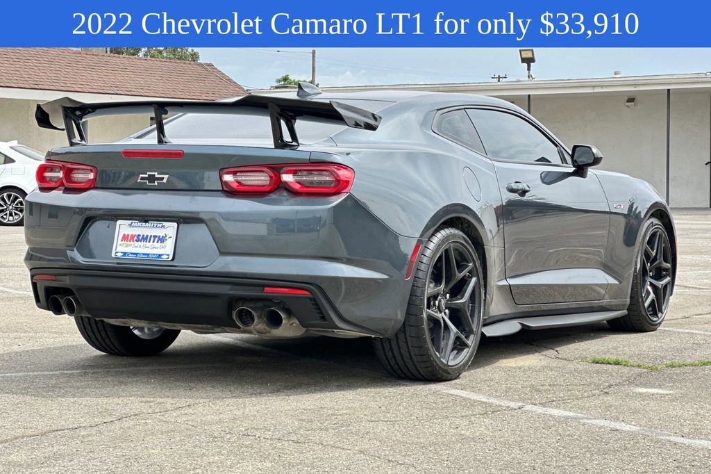 2022 Chevrolet Camaro LT1 photo 4
