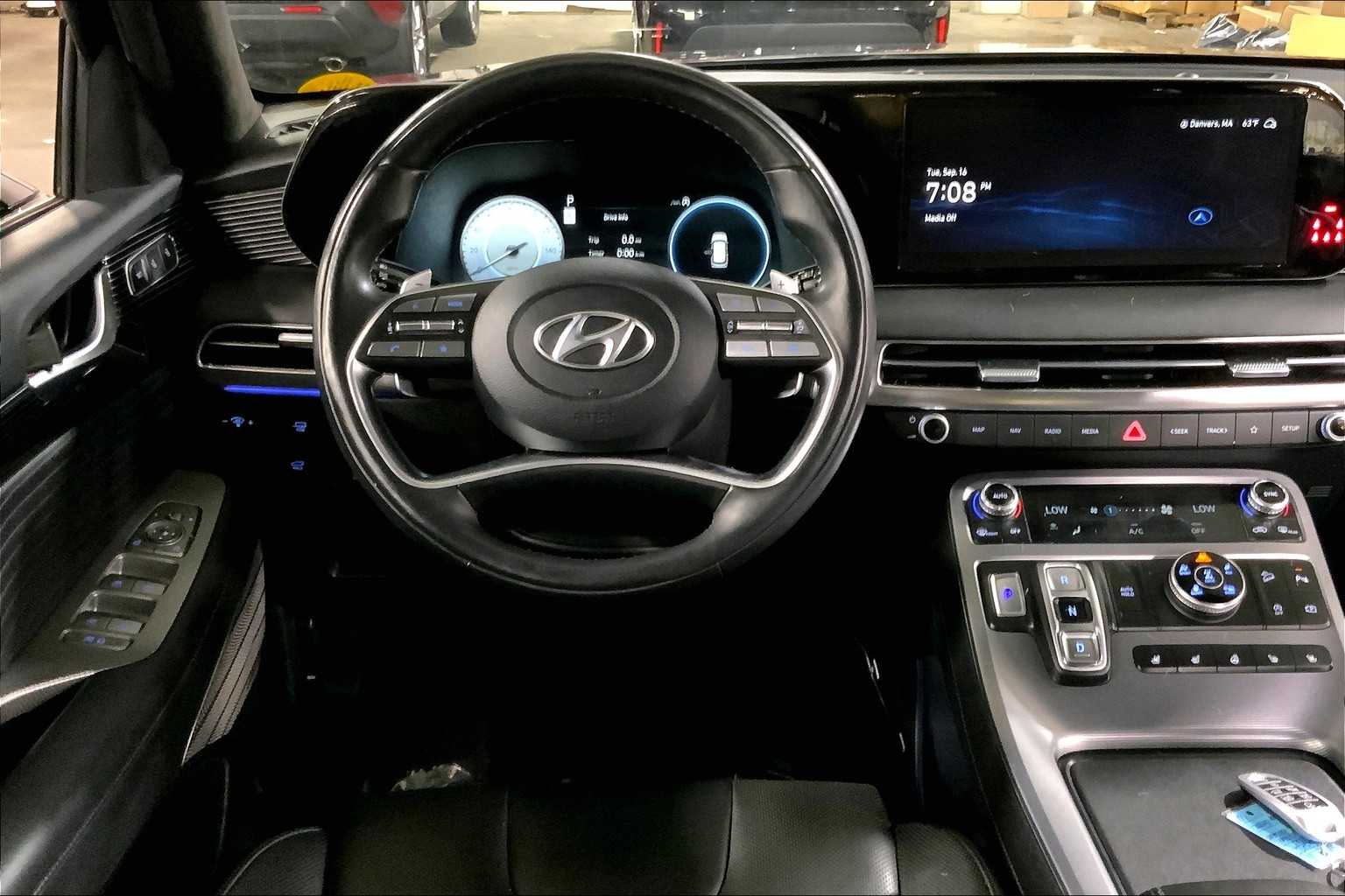 2023 Hyundai Palisade Calligraphy photo 2