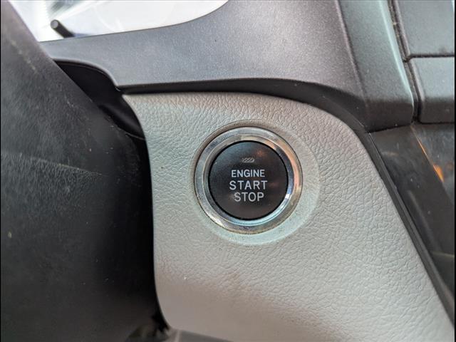 2016 Toyota Sienna XLE photo 12