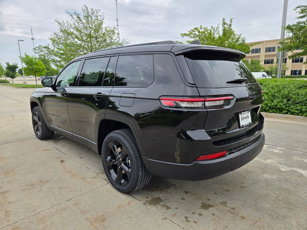 2025 Jeep Grand Cherokee Altitude X photo 4