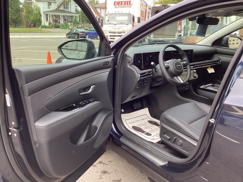 2025 Hyundai Tucson Hybrid Limited photo 33
