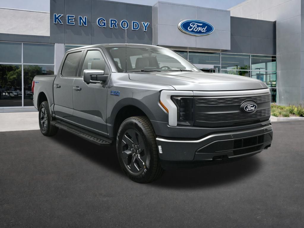 2025 Ford F-150 Lightning