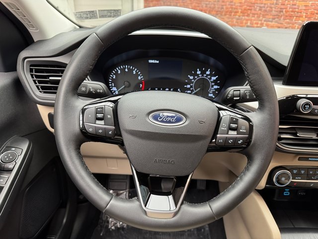 2022 Ford Escape SE photo 14