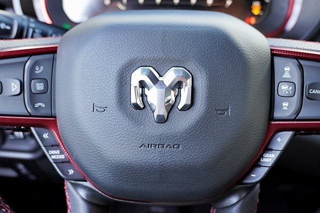 New 2026 Diamond Black Crystal Pearl-Coat Exterior Paint RAM Rebel image 41