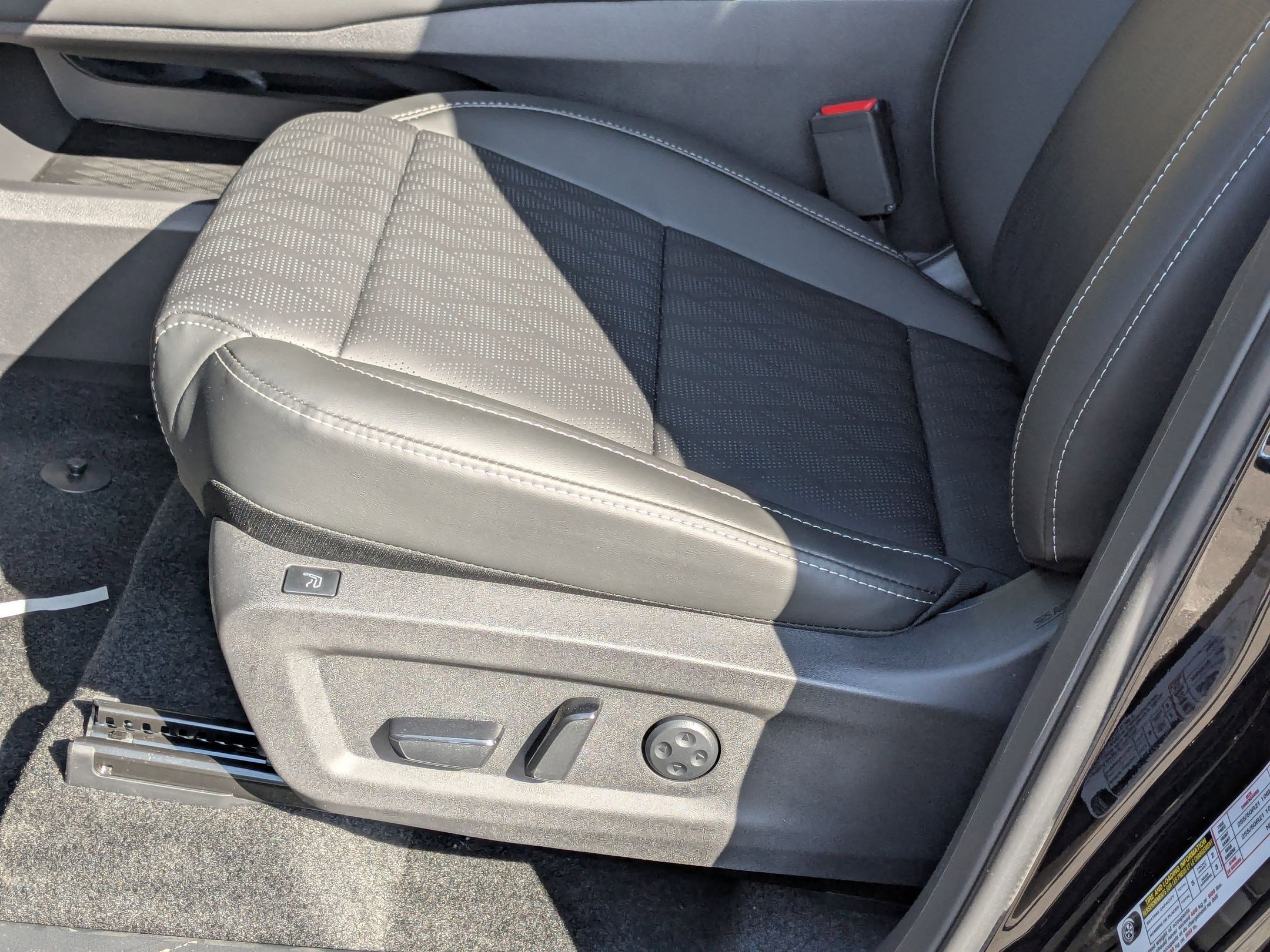 2025 Nissan Murano Platinum photo 4
