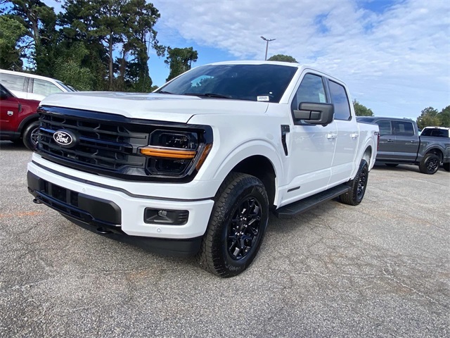 2025 Ford F-150 XLT photo 6