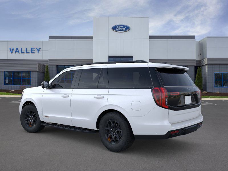 2025 Ford Expedition photo 4