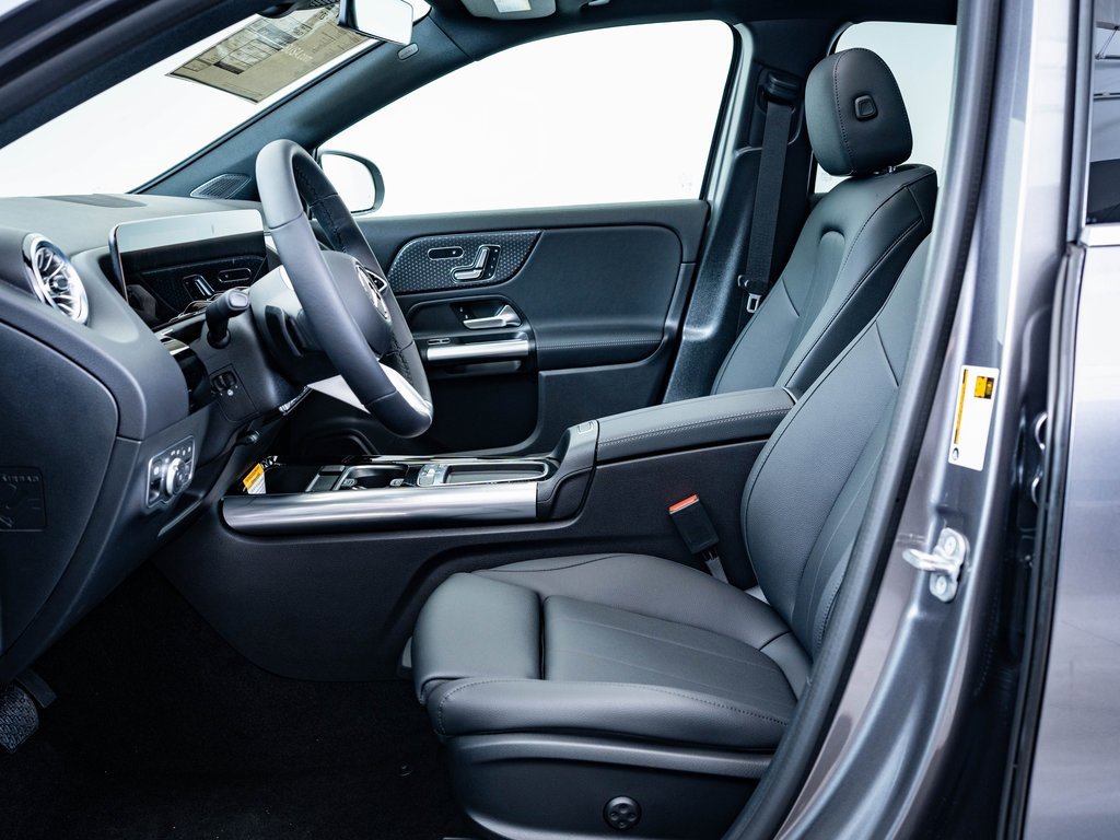 2024 Mercedes Benz GLA 250 4MATIC photo 4