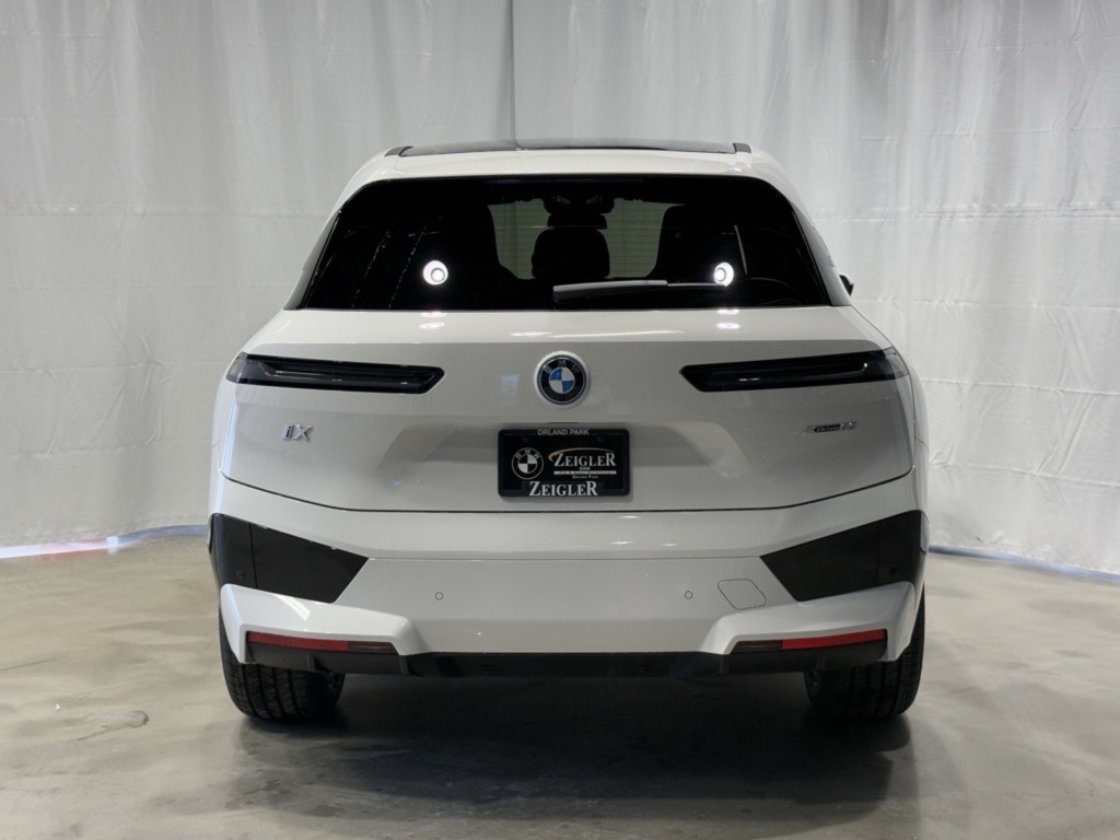 2025 Bmw iX photo 4