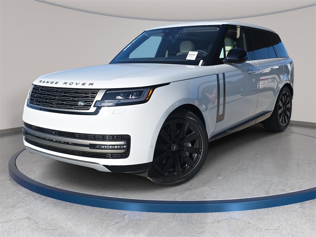 2025 Land Rover Range Rover SE's photo