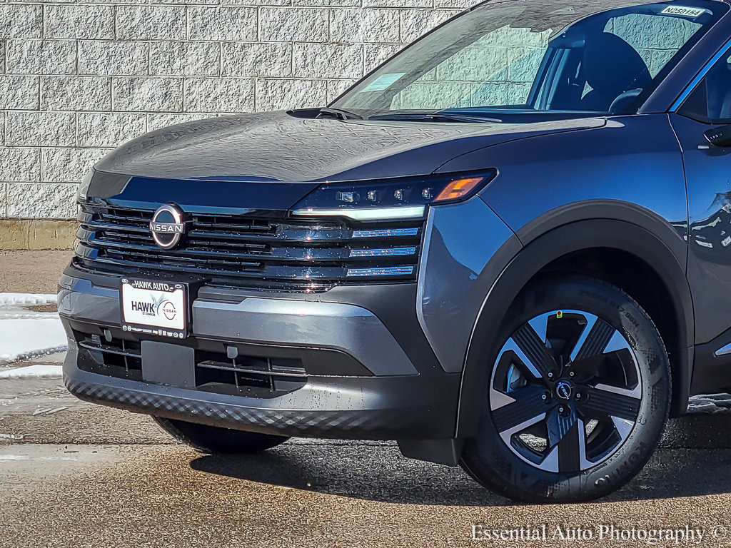 2025 Nissan Kicks SV photo 2