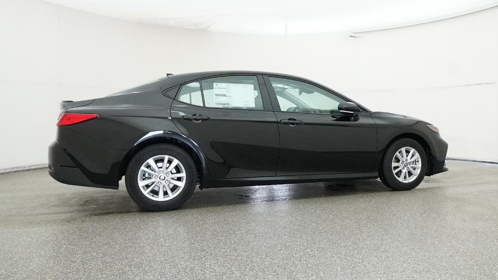 2026 Toyota Camry LE photo 23