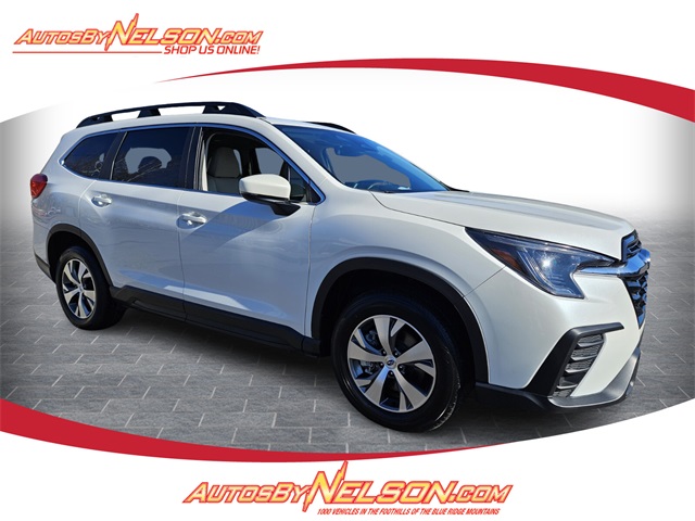 2024 Subaru Ascent Premium's photo