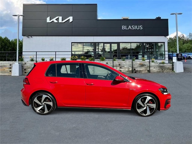 2020 Volkswagen Golf GTI S photo 9