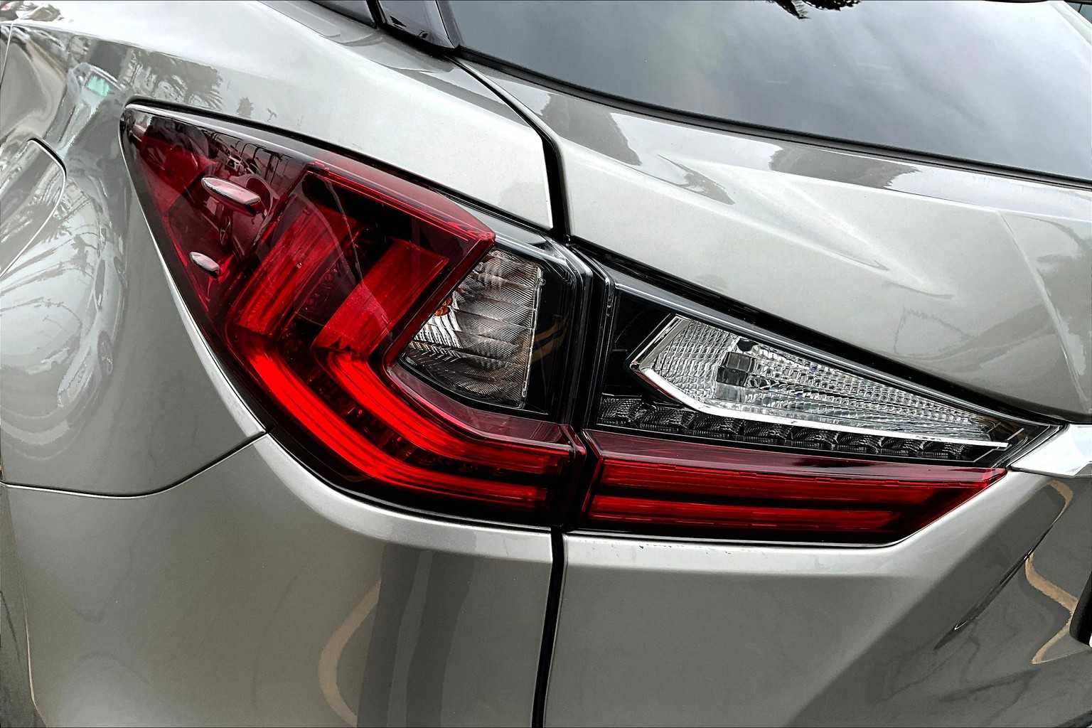 2022 Lexus RX Premium photo 28