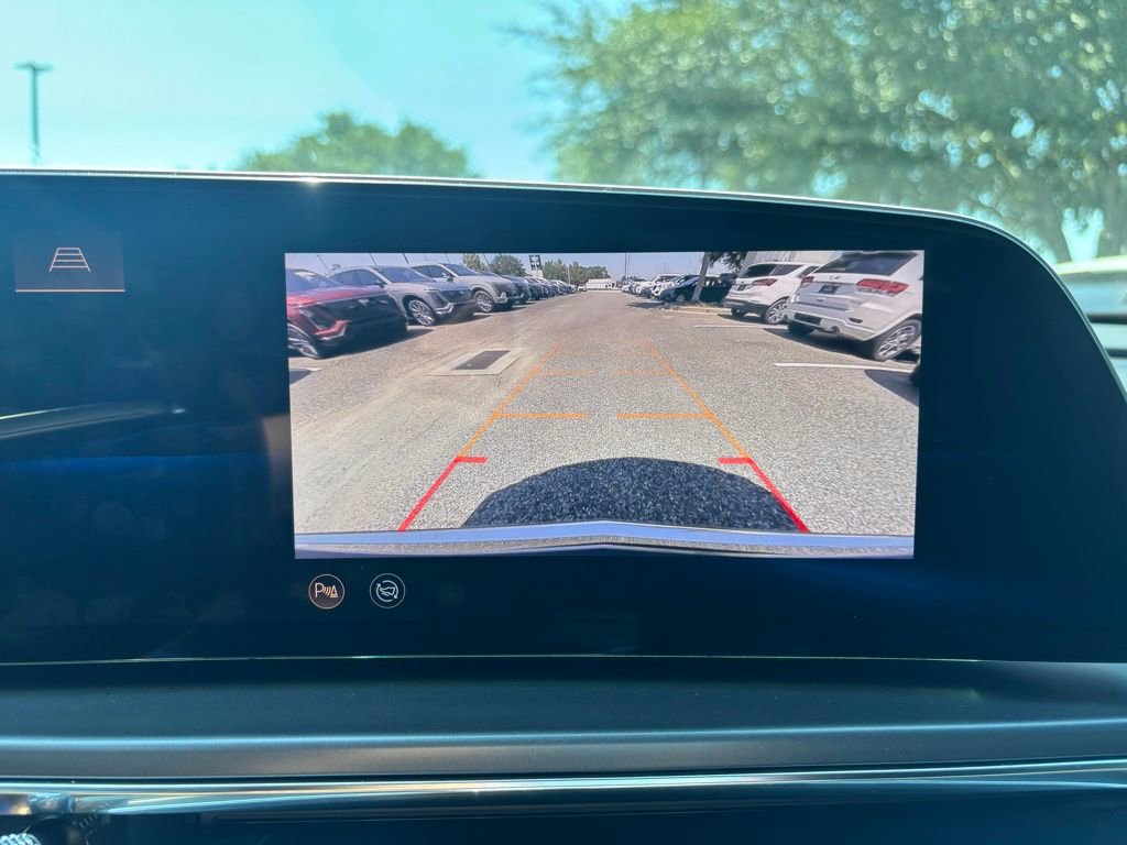 2024 Cadillac Lyriq Tech photo 6
