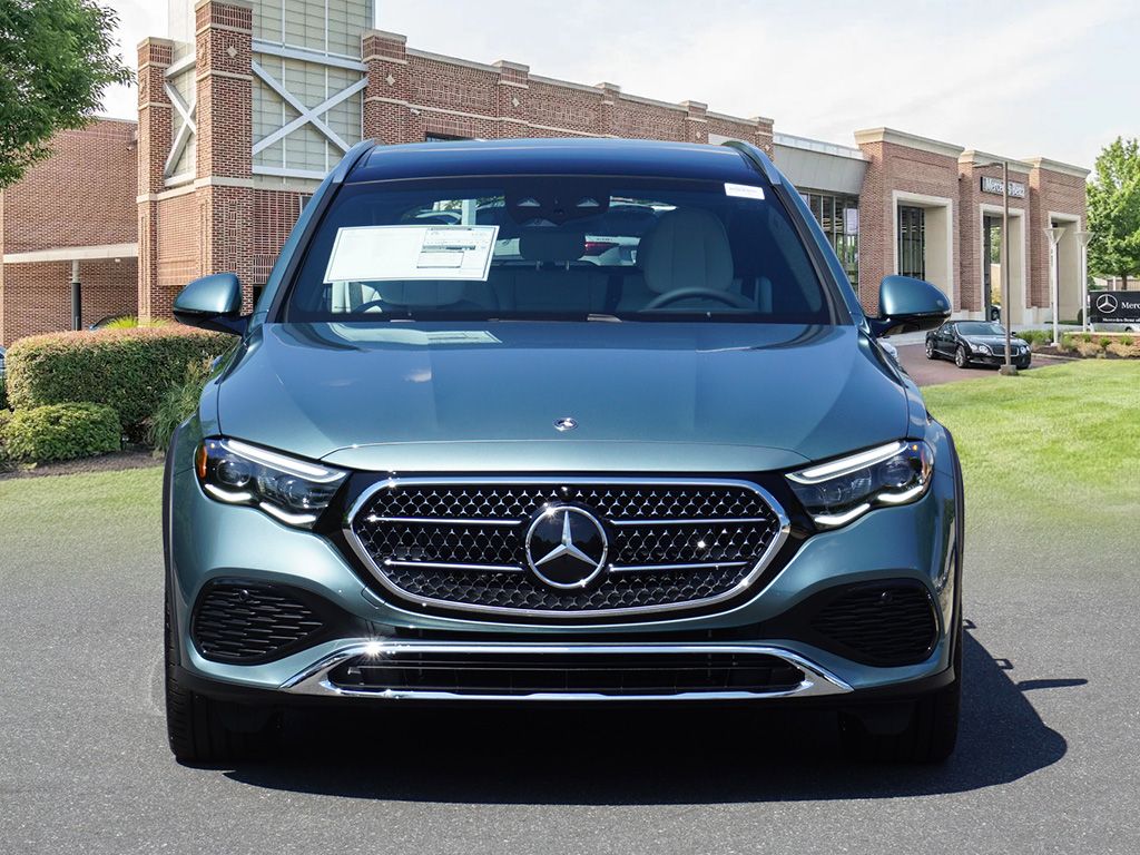 2026 Mercedes Benz E 4MATIC All-Terrain Wagon photo 2