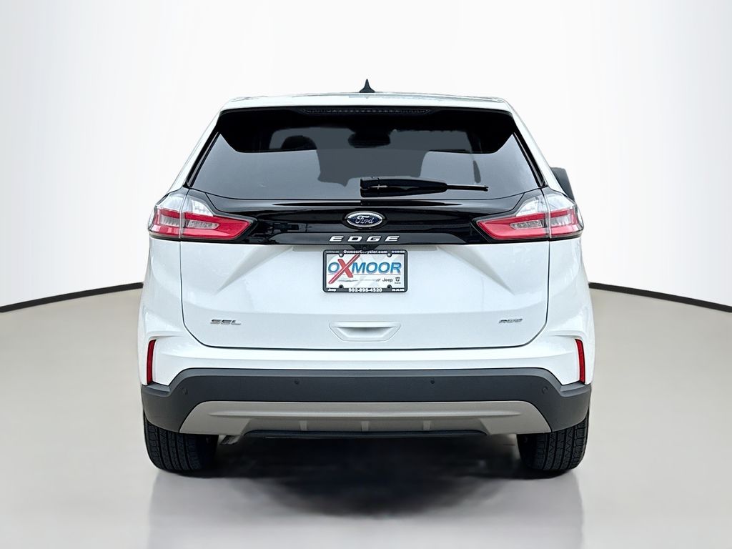 2023 Ford Edge SEL photo 6