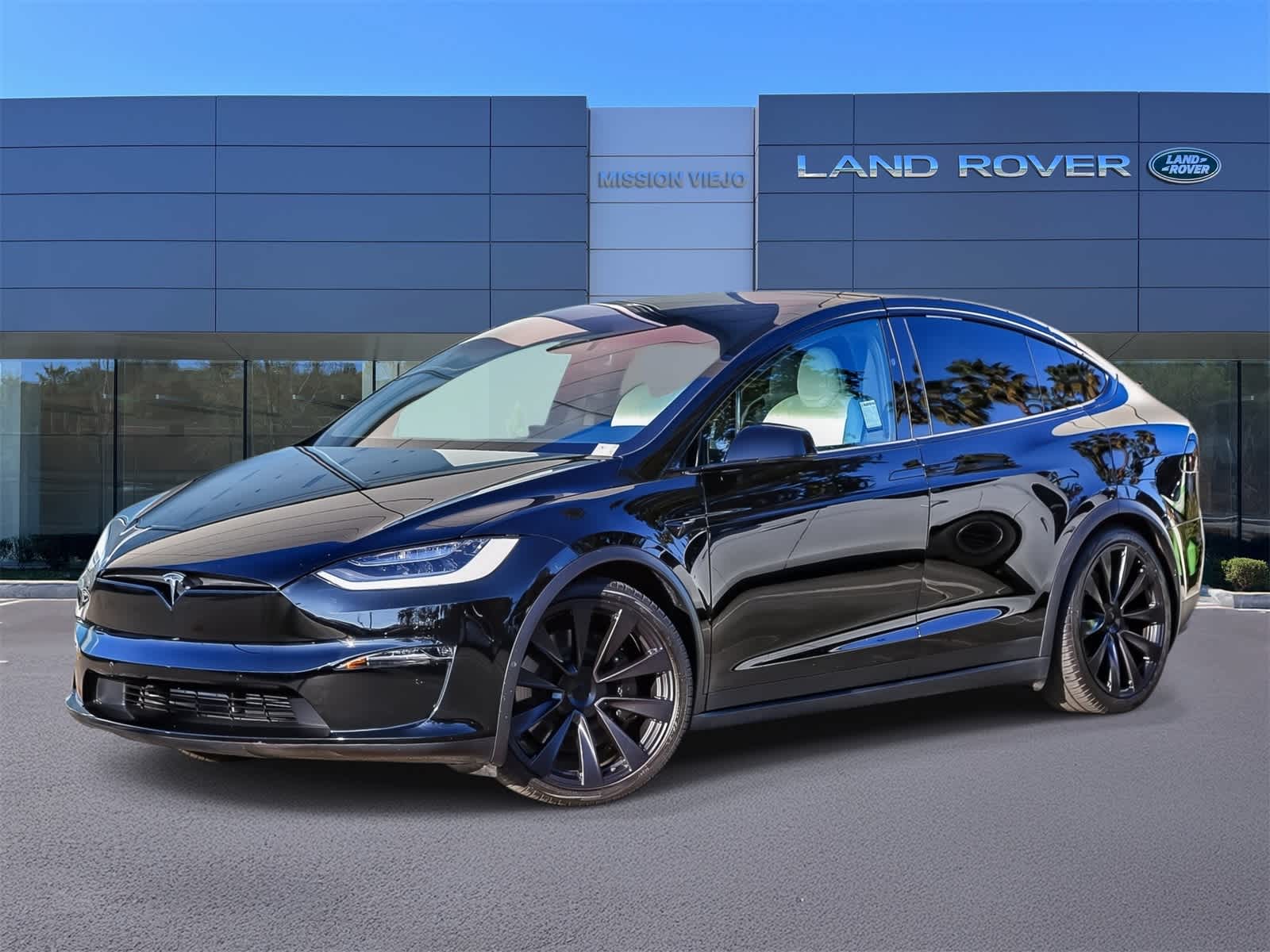 2022 Tesla Model X Long Range's photo