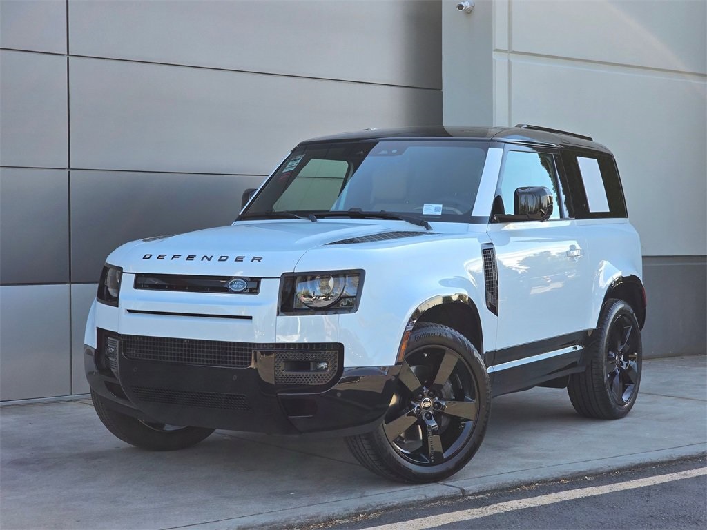 2025 Land Rover Defender X-Dynamic SE's photo