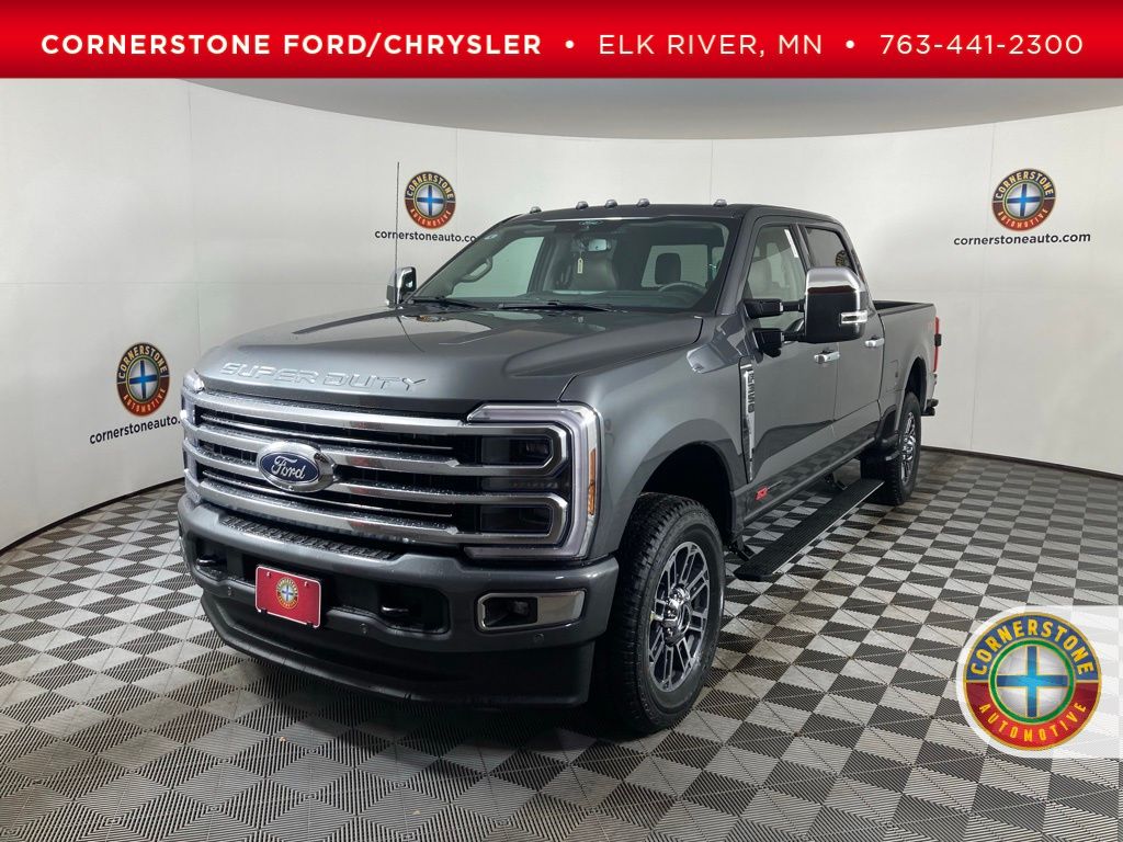 2026 Ford F-350 Super Duty Platinum's photo