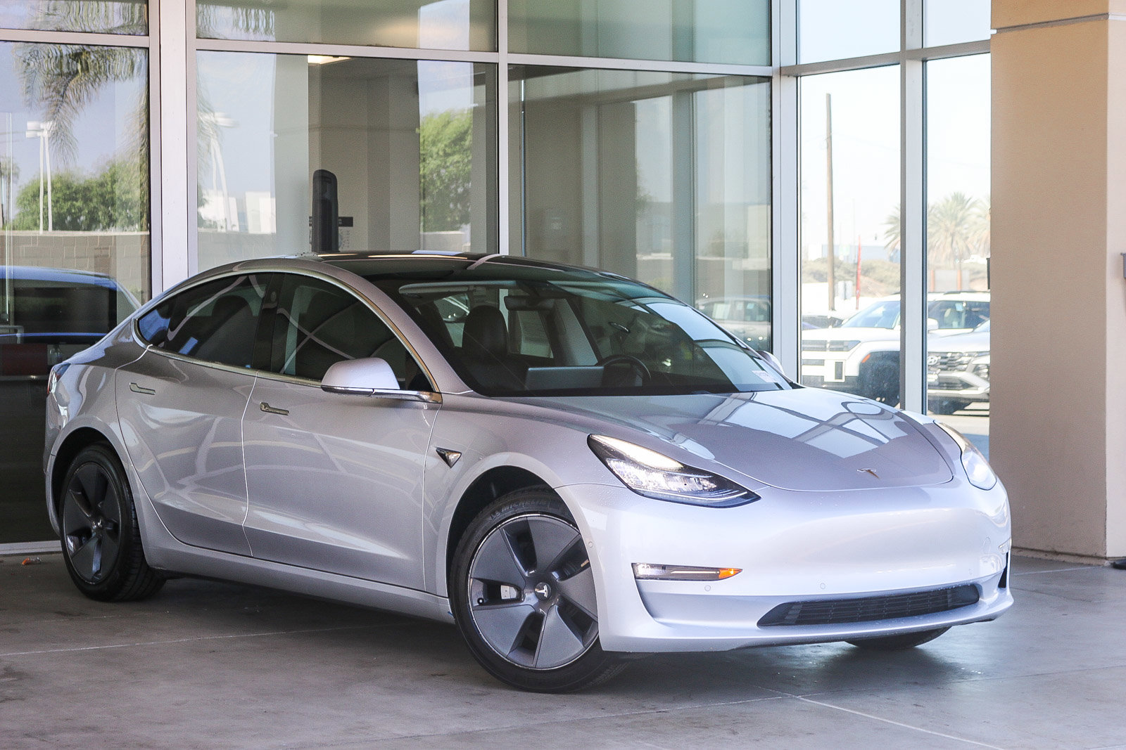 Used 2018 Tesla Model 3 Long Range with VIN 5YJ3E1EA0JF061342 for sale in Ontario, CA