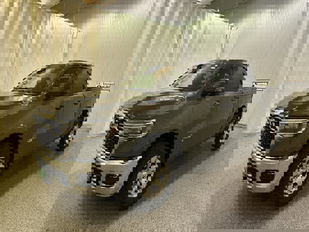 2025 Ram 1500 Big Horn photo 3