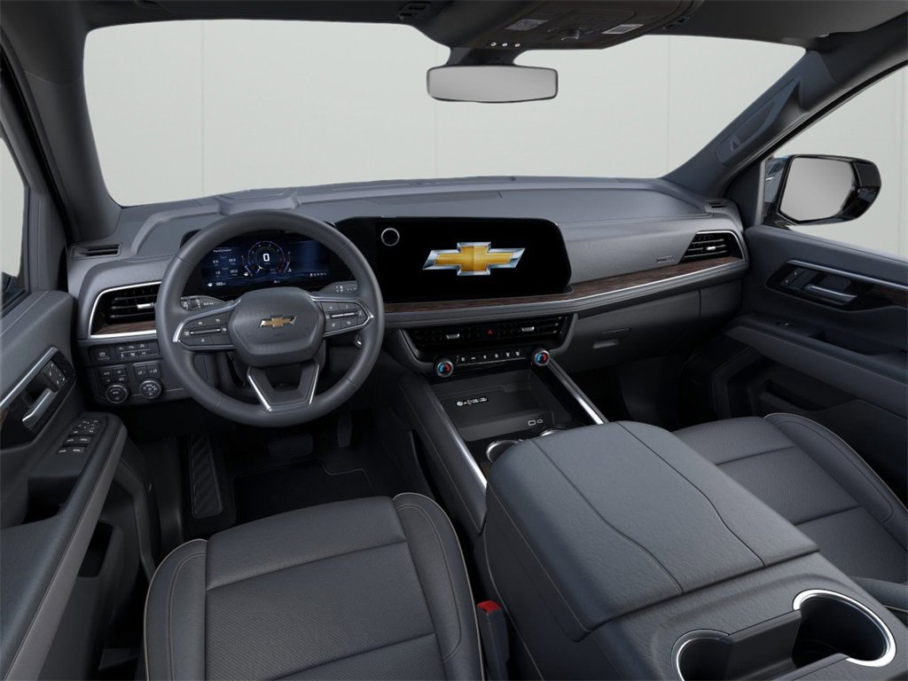 2025 Chevrolet Suburban Premier photo 10