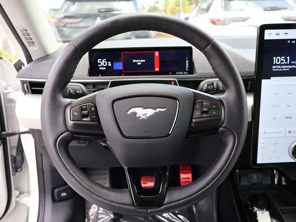 2022 Ford Mustang Mach-E Premium photo 43