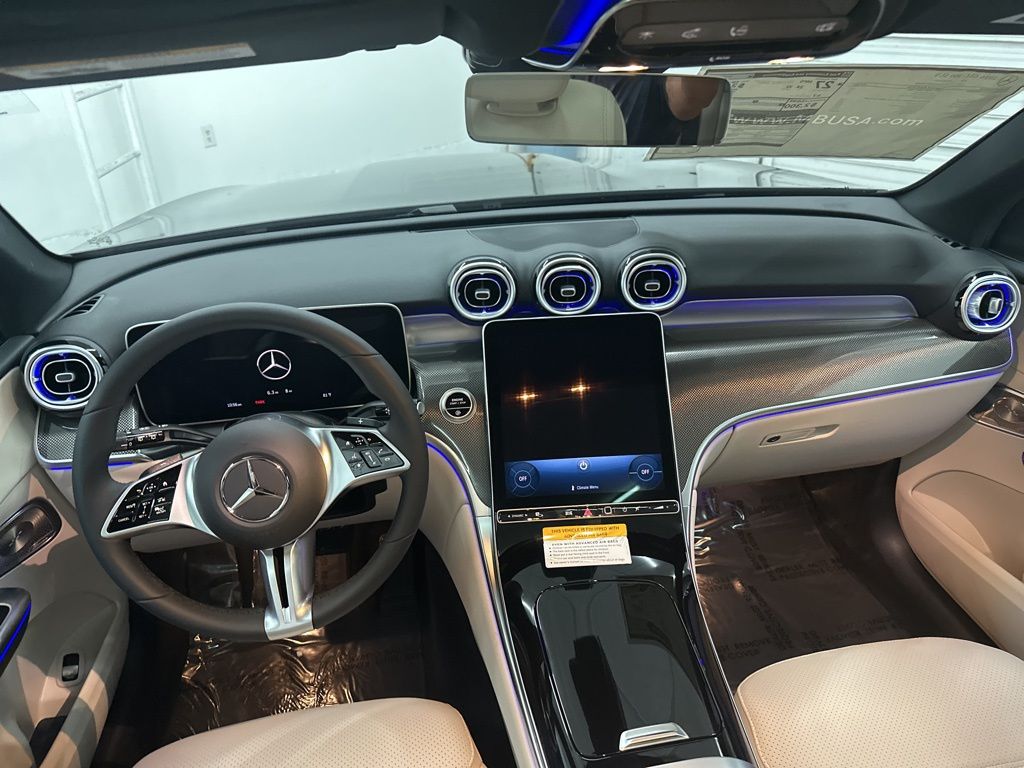 2026 Mercedes Benz GLC 300 photo 18