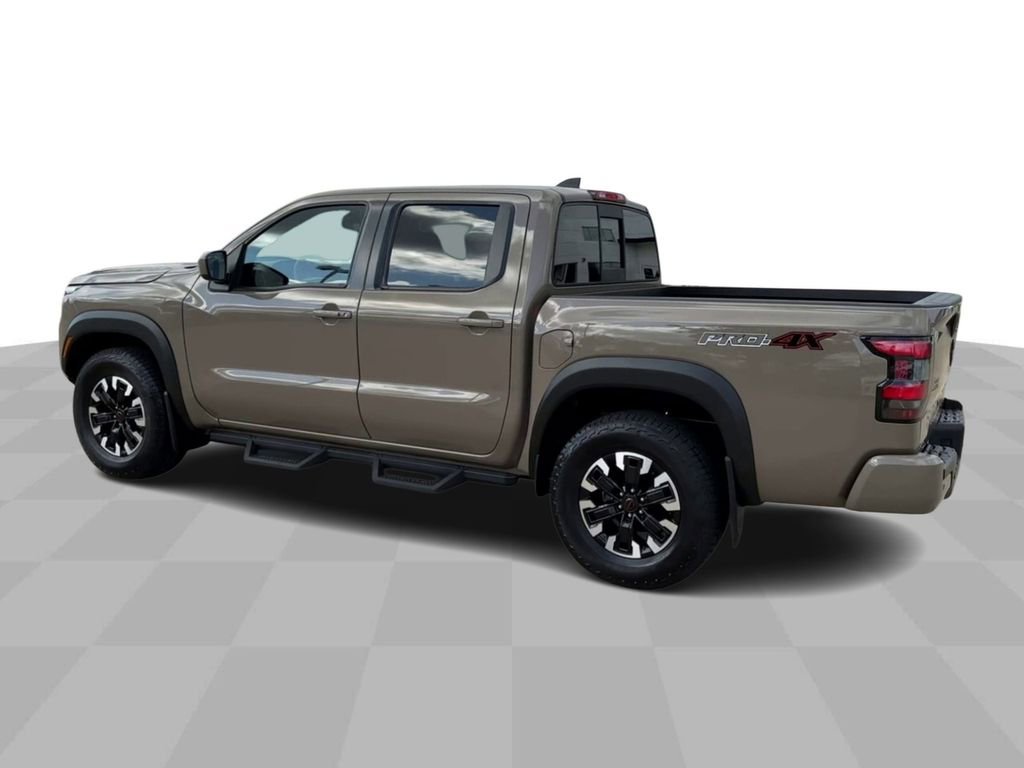 2022 Nissan Frontier PRO-4X photo 6