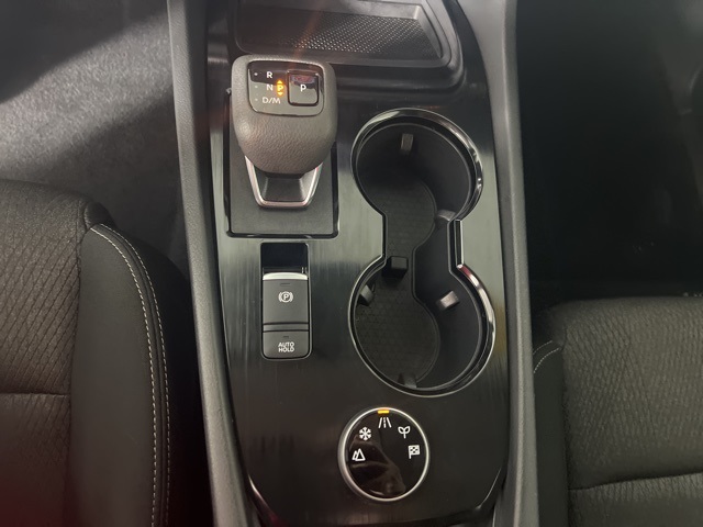 2025 Nissan Rogue SV photo 29