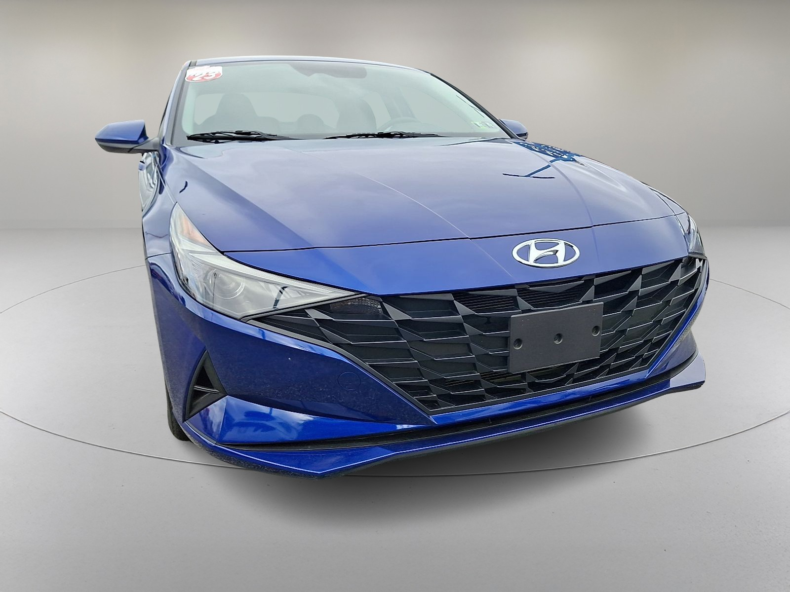 2023 Hyundai Elantra SE photo 2