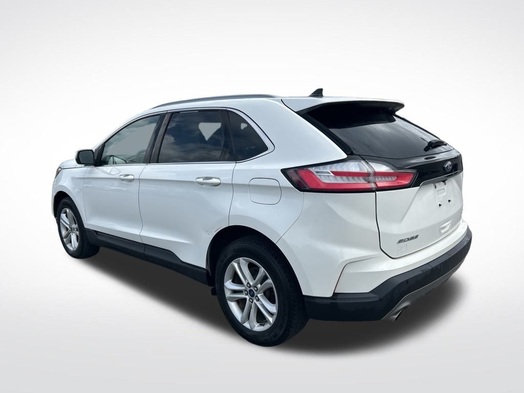 2020 Ford Edge SEL photo 3