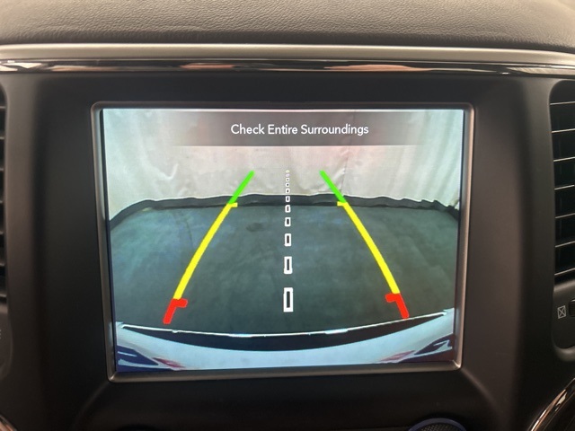 2018 Jeep Grand Cherokee Overland photo 17