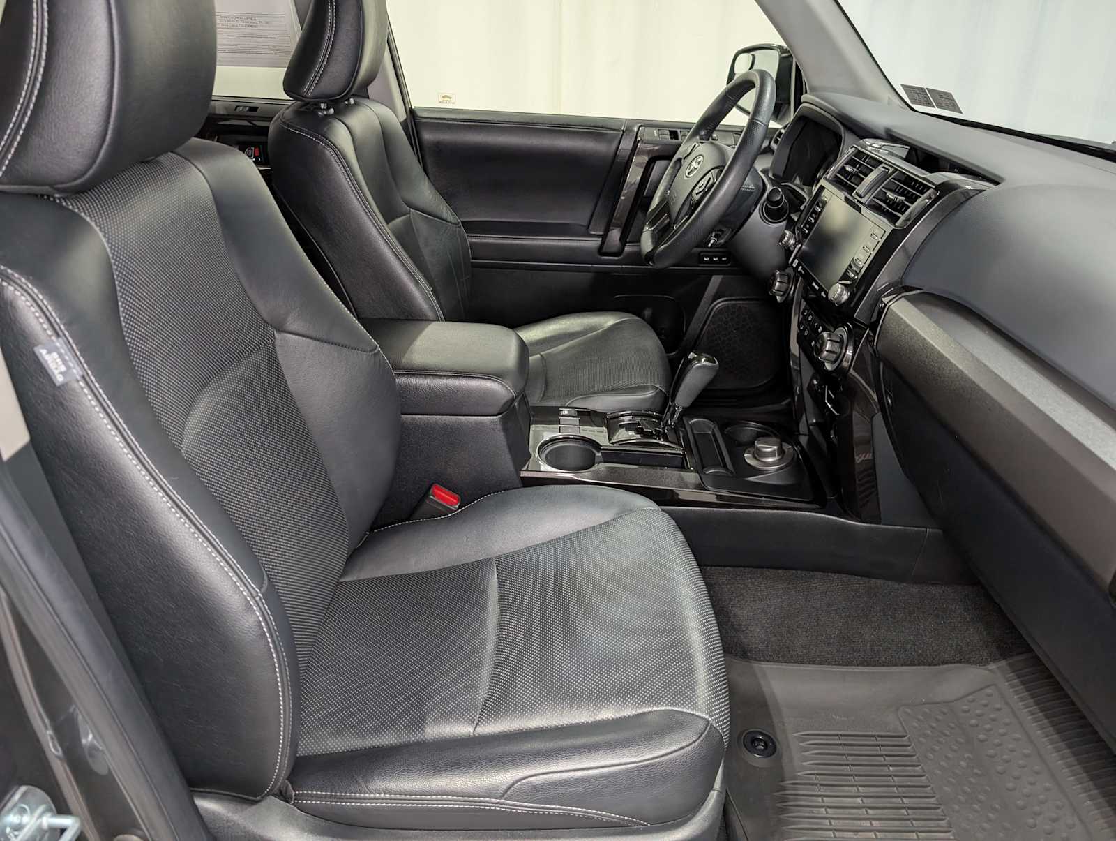 2020 Toyota 4Runner Nightshade Edition photo 39