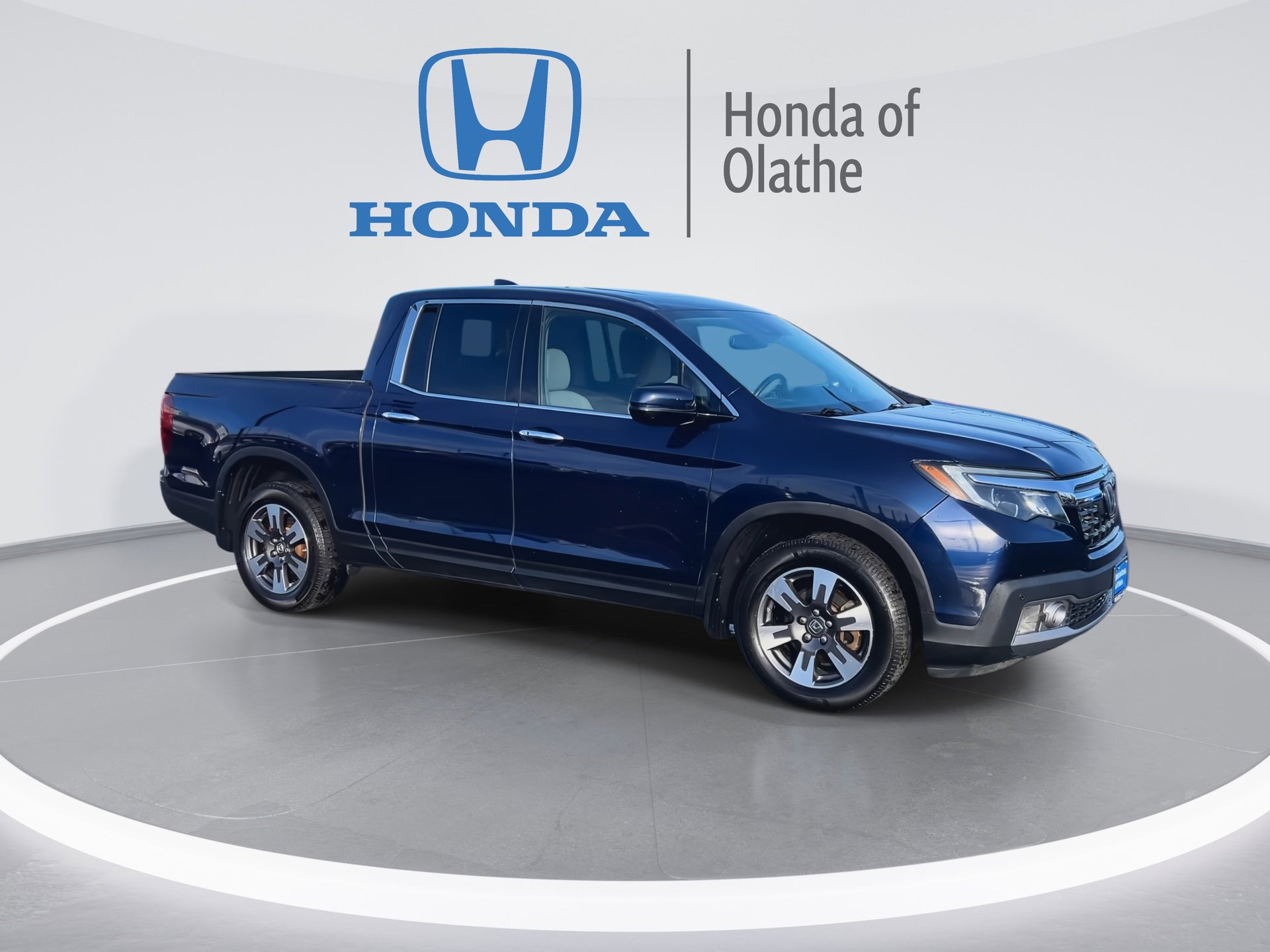 Used 2019 Honda Ridgeline RTL-E with VIN 5FPYK3F72KB022516 for sale in Kansas City