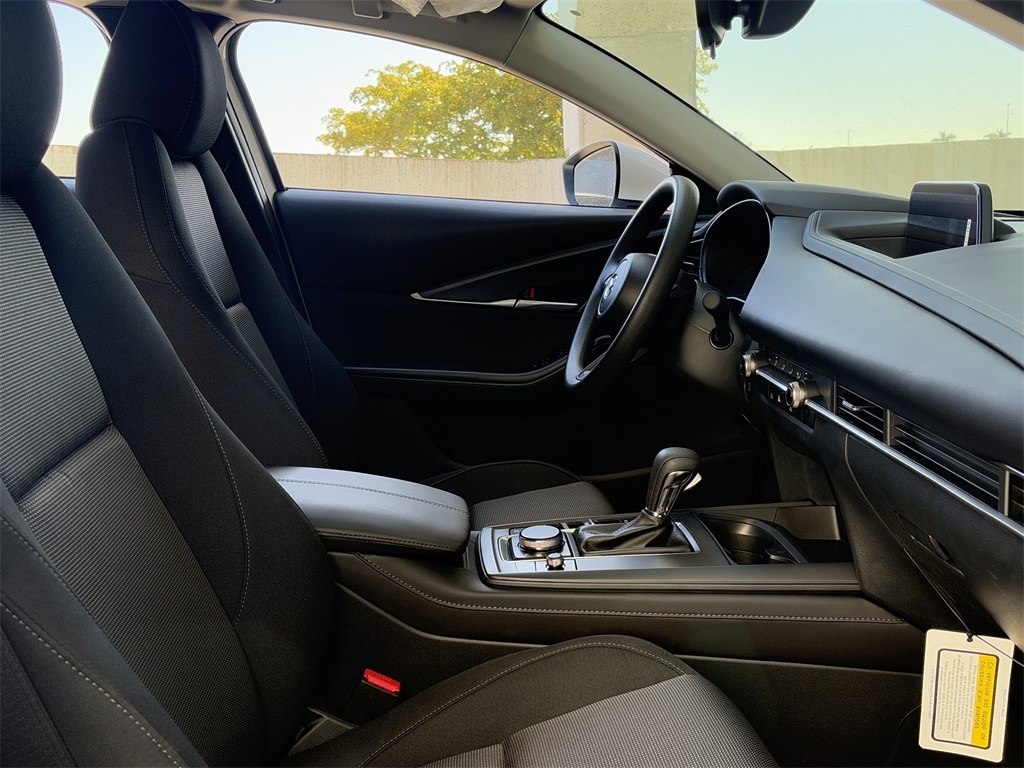 2025 Mazda CX-30 2.5 S photo 8